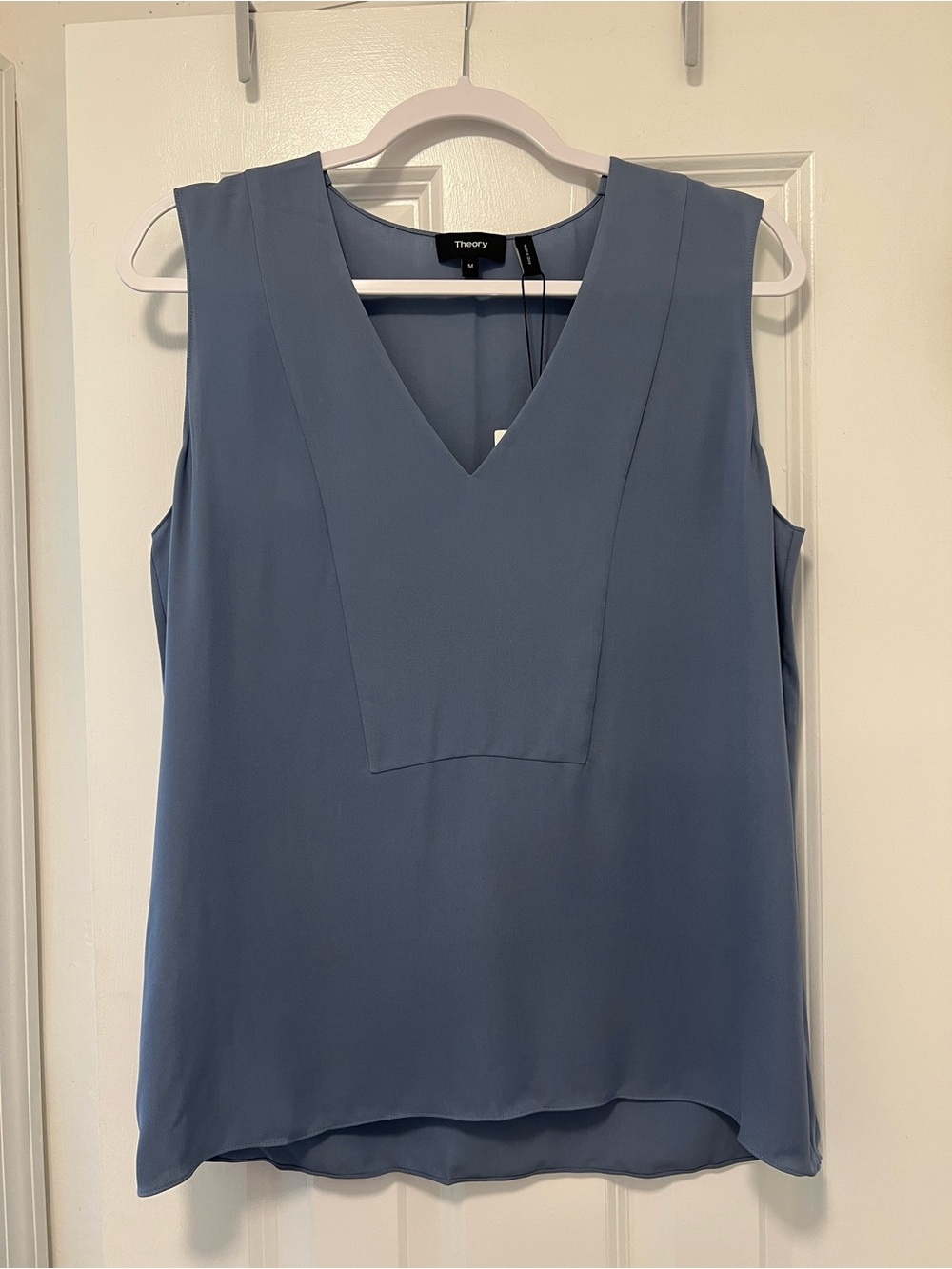 Theory Sleeveless Blouse Silk V Neck Yoke